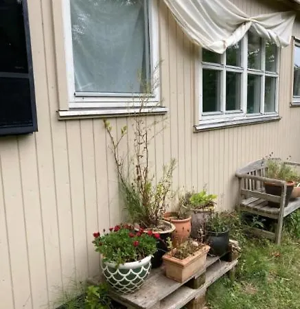 Hébergement de vacances Lovely Summer House By The Coast *